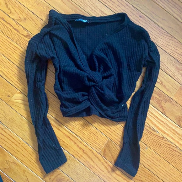 CUTE BLACK TOP - Picture 1 of 1